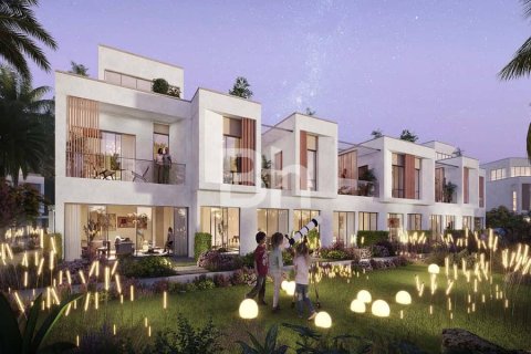Villa in Dubai Investment Park, Dubai 5 bedrooms, 225 sq.m. № 21902 - photo 1