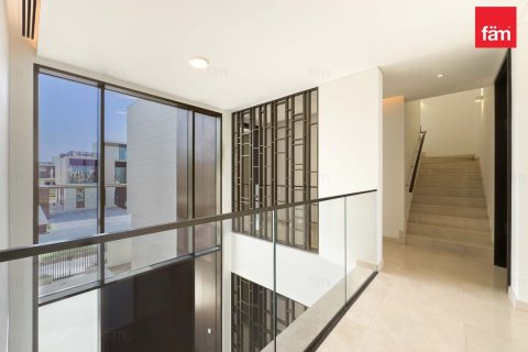 Снять в аренду виллу в Дубай Хилс Эстейт, Дубай: 5 спален, 660м², № 11280 - фото 3
