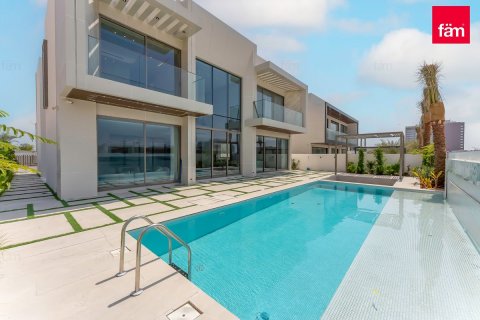 Villa in Al Furjan, Dubai 5 bedrooms, 600 sq.m. № 40709 - photo 1