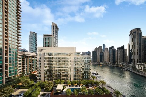 Apartment in Dubai Marina, Dubai 4 bedrooms, 370.3 sq.m. № 84183 - photo 16