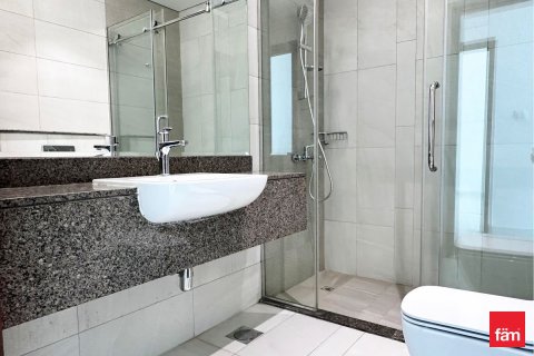 Apartment in Al Satwa, Dubai 1 bedroom, 79.4 sq.m. № 84182 - photo 12