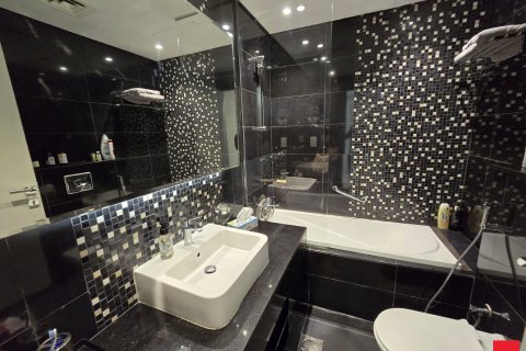 Apartment in Business Bay, Dubai 3 bedrooms, 187.4 sq.m. № 54873 - photo 14