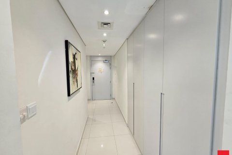 Apartment in Business Bay, Dubai 3 bedrooms, 187.4 sq.m. № 54873 - photo 16