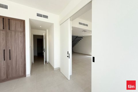 Townhouse in Town Square, Dubai 4 bedrooms, 315.4 sq.m. № 41522 - photo 8