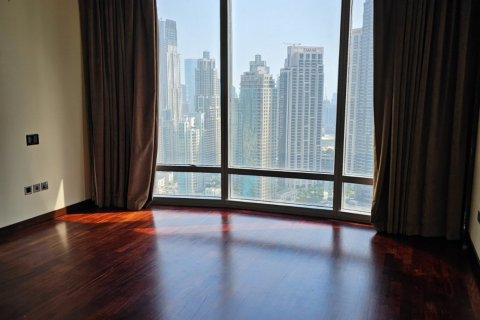 Купить квартиру в Бурдж-Халифе, Дубай: 2 спальни, 187м², № 3979 - фото 11