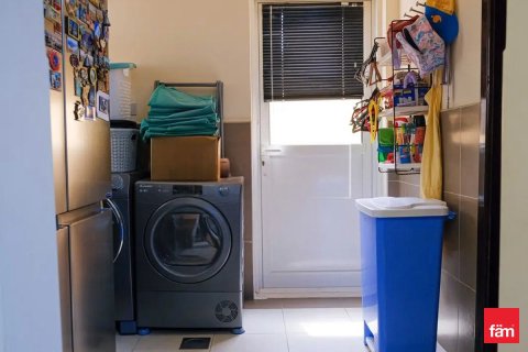 Снять в аренду виллу в Дубае: 5 спален, 674м², № 60558 - фото 16