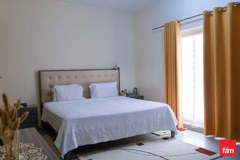 Снять в аренду виллу в Дубае: 5 спален, 674м², № 60558 - фото 15