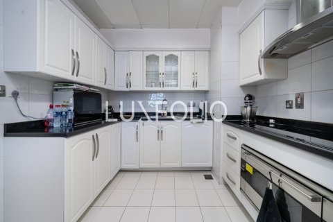 Apartment in Oceana, Palm Jumeirah, Dubai 3 bedrooms, 212 sq.m. № 45771 - photo 12