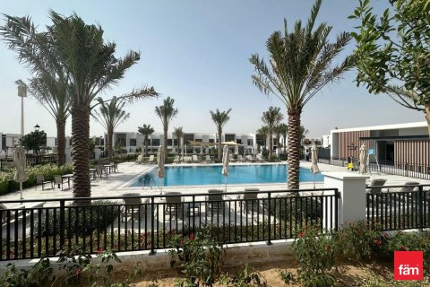 Townhouse in Dubai 4 bedrooms, 285.4 sq.m. № 55162 - photo 1
