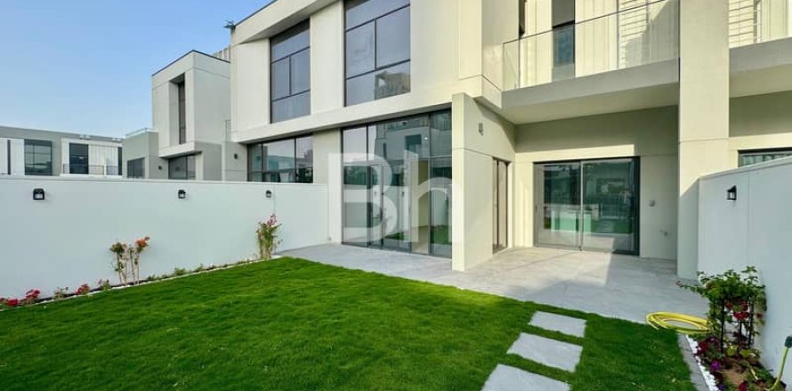 Таунхаус в Al Furjan, Дубай, 3 спальни, 238м², № 22209