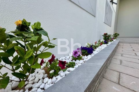 Снять в аренду таунхаус в Al Furjan, Дубай: 3 спальни, 238м², № 22209 - фото 13