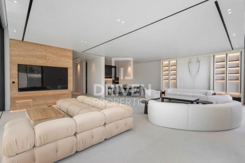 Villa in Nad Al Sheba 1, Nadd Al Sheba, Dubai 4 bedrooms, 567 sq.m. № 64747 - photo 5