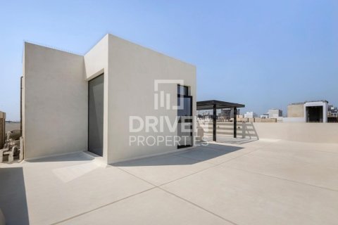 Villa in Nad Al Sheba 1, Nadd Al Sheba, Dubai 4 bedrooms, 567 sq.m. № 64747 - photo 30