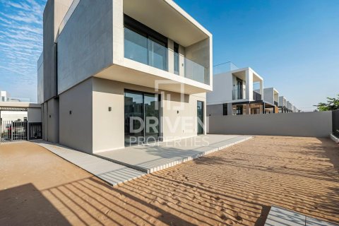 Вилла в Arabian Ranches 3, Дубай, 4 спальни, 447.98м², № 126971