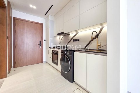 Купить квартиру в Бизнес-Бэе, Дубай: студию, 50м², № 44306 - фото 5