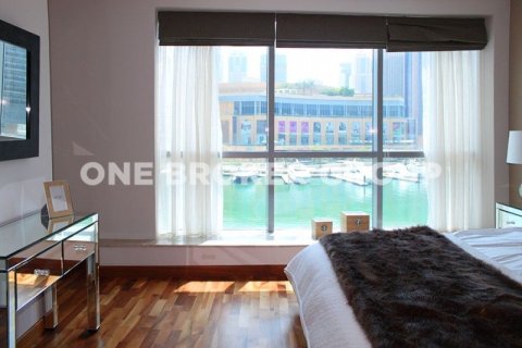 Apartamento en BAY CENTRAL en Dubai Marina, Dubai, 4 dormitorios, 426 m², № 29711 - foto 2