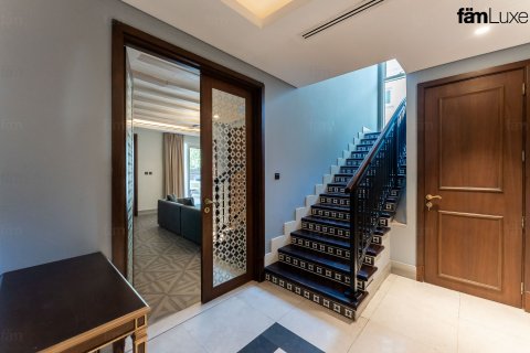 فيلا في دبي 4 غرف نوم, 792.5 م² رقم 67452 - صورة 9