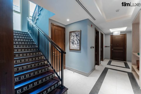 فيلا في دبي 4 غرف نوم, 792.5 م² رقم 67452 - صورة 8