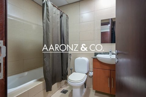 Apartamento en Jumeirah Lake Towers, Dubai, 2 dormitorios, 120 m², № 78222 - foto 13