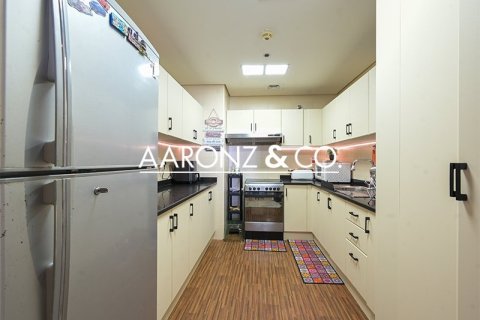 Apartamento en Jumeirah Lake Towers, Dubai, 2 dormitorios, 120 m², № 78222 - foto 12