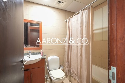 Apartamento en Jumeirah Lake Towers, Dubai, 2 dormitorios, 120 m², № 78222 - foto 14