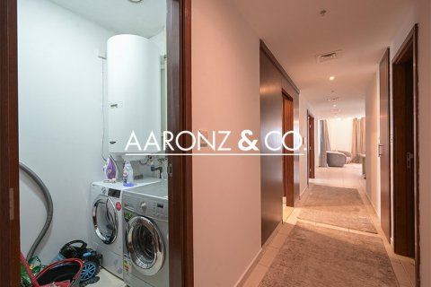 Appartement à Downtown Dubai (Downtown Burj Dubai), Dubai, 3 chambres, 241 m², № 78213 - photo 6