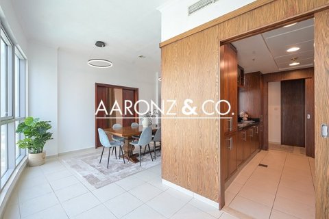 Appartement à Downtown Dubai (Downtown Burj Dubai), Dubai, 3 chambres, 241 m², № 78214 - photo 5
