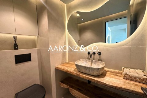 Apartamento en Jumeirah Lake Towers, Dubai, 2 dormitorios, 165 m², № 78217 - foto 18