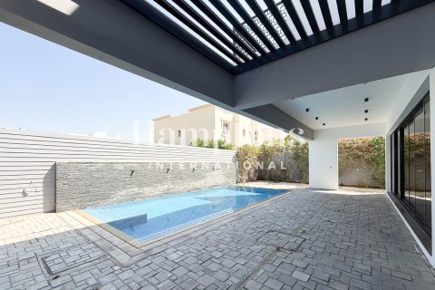 Villa in Al Manara, Jumeirah Village Triangle, Dubai 5 bedrooms, 1189.15840000 sq.m. № 95309 - photo 4