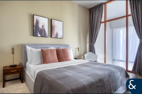 Купить квартиру в Central Park Tower, DIFC, Дубай: 2 спальни, 149м², № 75998 - фото 3