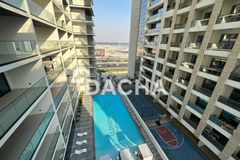 Apartment in Al Jaddaf, Dubai 3 bedrooms, 191 sq.m. № 104818 - photo 11