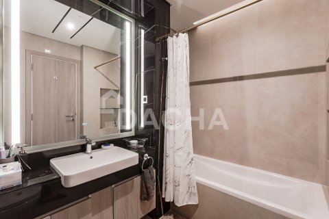 Apartment in Jumeirah Lake Towers, Dubai 3 bedrooms, 206 sq.m. № 104829 - photo 9