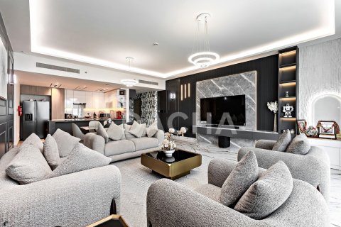 Apartment in Jumeirah Lake Towers, Dubai 3 bedrooms, 206 sq.m. № 104829 - photo 4