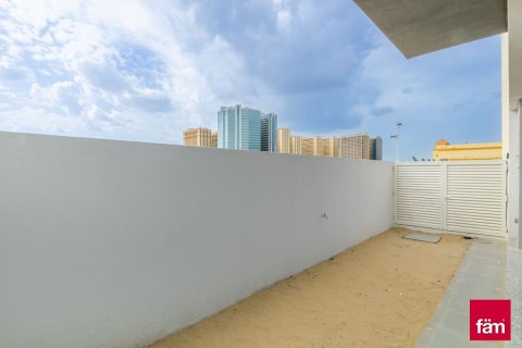 Maison de ville à Dubai Sports City, Dubai, 4 chambres, 173.6 m², № 141927 - photo 12