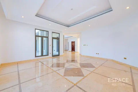 Villa en Palm Jumeirah, Dubai, 6 dormitorios, 650 m², № 61809 - foto 6