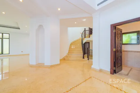 Villa en Palm Jumeirah, Dubai, 6 dormitorios, 650 m², № 61809 - foto 10