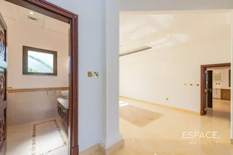 Villa en Palm Jumeirah, Dubai, 6 dormitorios, 650 m², № 61809 - foto 7