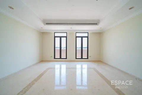 Купить виллу в Пальме Джумейре, Дубай: 6 спален, 650м², № 61813 - фото 8