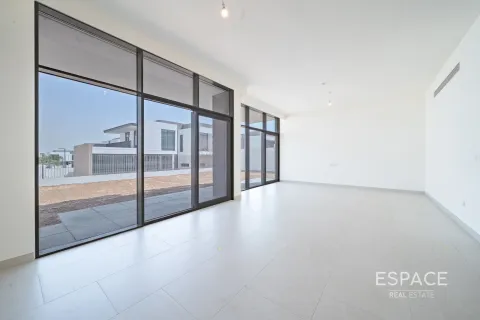 Adosado en Al Furjan, Dubai, 5 dormitorios, 442 m², № 61811 - foto 4