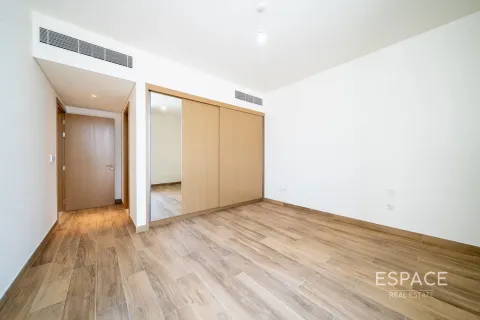 Adosado en Al Furjan, Dubai, 5 dormitorios, 442 m², № 61811 - foto 15