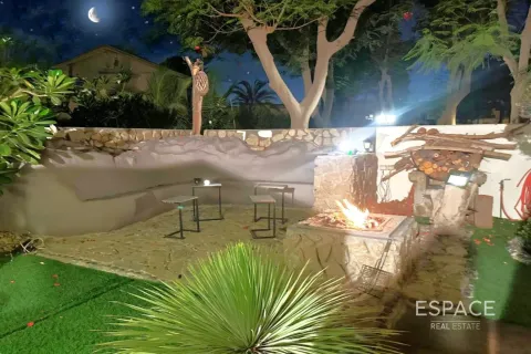 Villa in Springs 14, The Springs, Dubai 2 bedrooms, 167 sq.m. № 61808 - photo 11