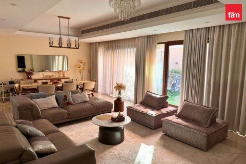 Купить таунхаус в Meydan, Дубай: 4 спальни, 218м², № 10312 - фото 23