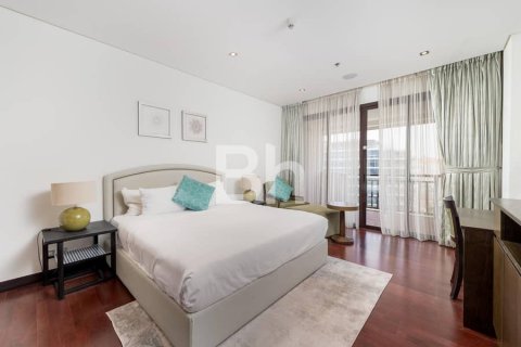 Apartment in Palm Jumeirah, Dubai 2 bedrooms, 165 sq.m. № 24110 - photo 7