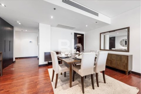 Apartment in Palm Jumeirah, Dubai 2 bedrooms, 165 sq.m. № 24110 - photo 15