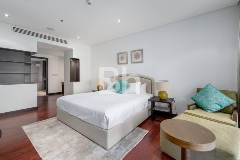 Apartment in Palm Jumeirah, Dubai 2 bedrooms, 165 sq.m. № 24110 - photo 6