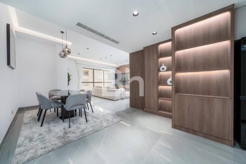 Appartement à Jumeirah Beach Residence, Dubai, 2 chambres, 119 m², № 24109 - photo 1