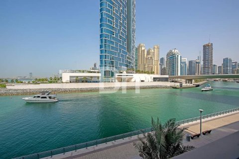 Apartment in Dubai Marina, Dubai 1 bedroom, 73 sq.m. № 24111 - photo 4