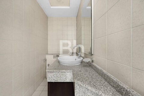 Apartment in Dubai Marina, Dubai 3 bedrooms, 160 sq.m. № 24108 - photo 3
