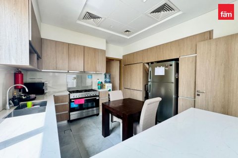 Villa en Al Furjan, Dubai, 4 dormitorios, 587.1 m², № 134882 - foto 10
