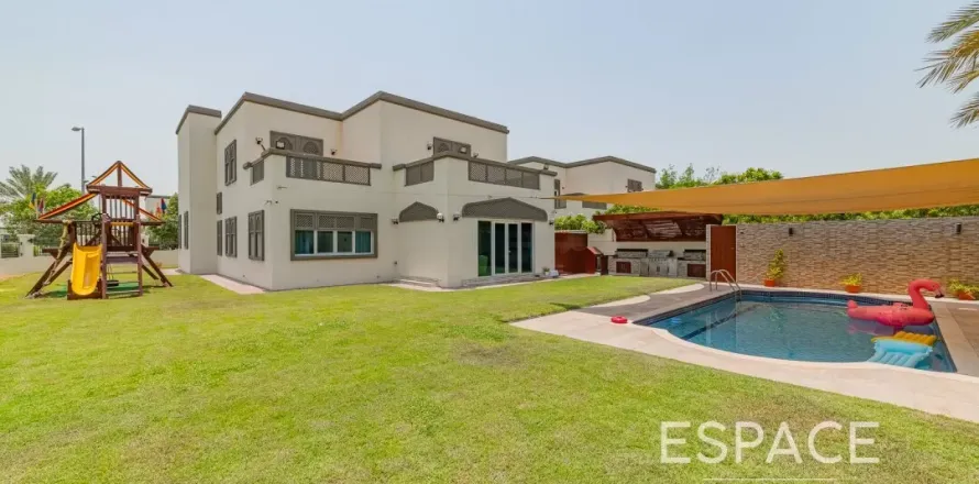 Villa in Regional, Jumeirah Park, Dubai 4 bedrooms, 403 sq.m. № 62325